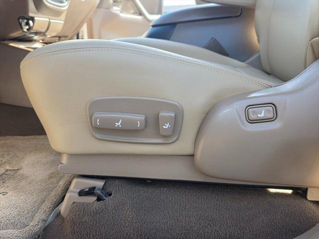 2001 Toyota Sequoia SR5 V8