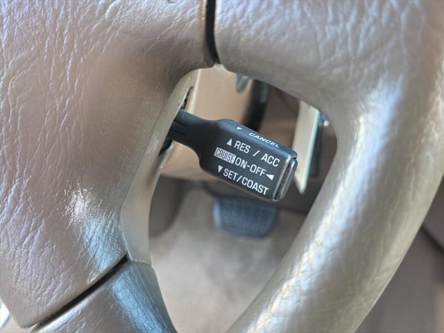 2001 Toyota Sequoia SR5 V8