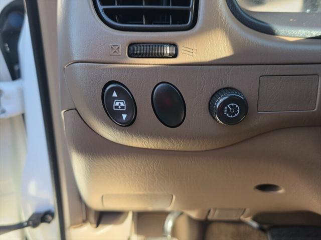 2001 Toyota Sequoia SR5 V8