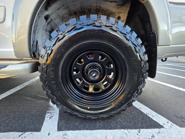 2001 Toyota Sequoia SR5 V8