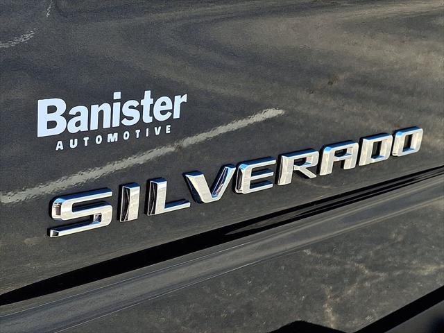 2021 Chevrolet Silverado 1500 4WD Crew Cab Short Bed RST