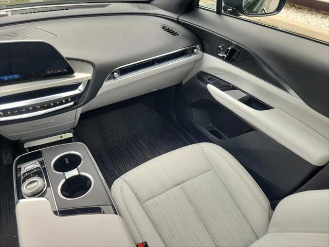2024 Cadillac iQ Luxury w/1SC