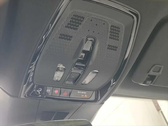 2024 Cadillac iQ Luxury w/1SC