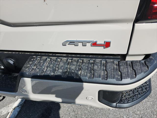 2026 GMC Sierra 1500 Crew Cab, Short Bed, AT4, 4WD