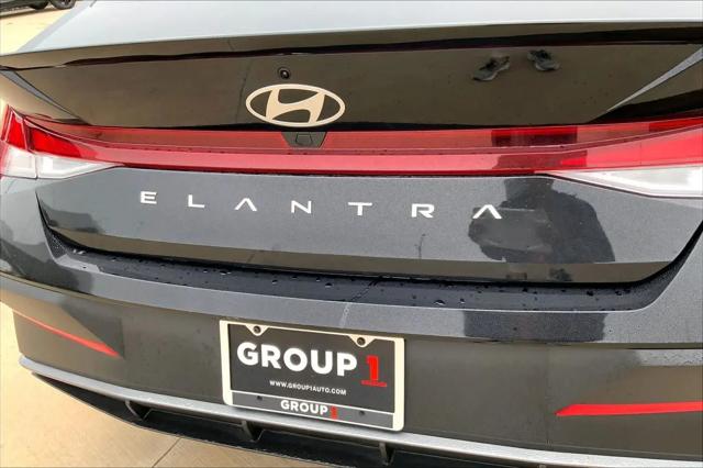 2025 Hyundai Elantra SEL Sport