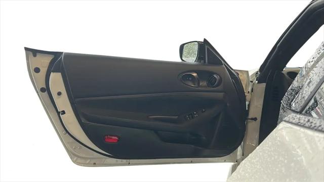 2025 Nissan Z NISMO 9-speed automatic Transmission