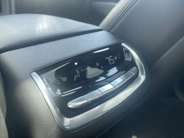2025 Cadillac XT6 AWD Sport