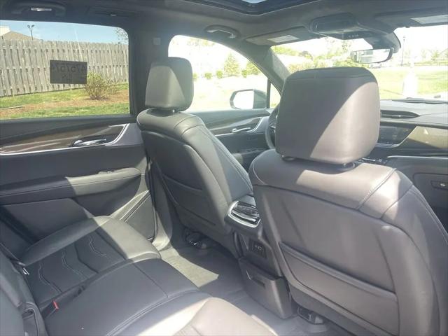 2025 Cadillac XT6 AWD Sport