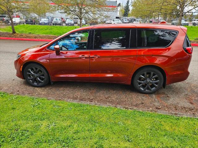 2018 Chrysler Pacifica Touring Plus for sale in Clackamas, OR