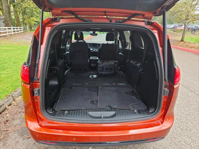 2018 Chrysler Pacifica Touring Plus