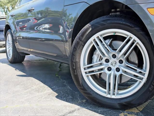 2015 Porsche Macan S