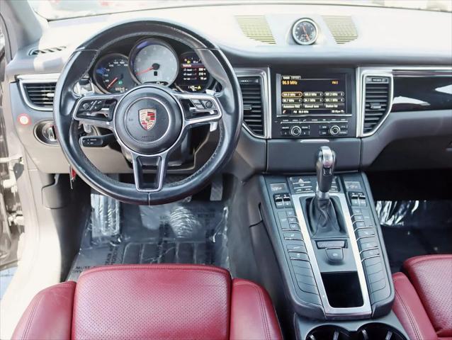 2015 Porsche Macan S