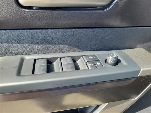 2026 Toyota Tundra SR5 CrewMax 5.5' Bed