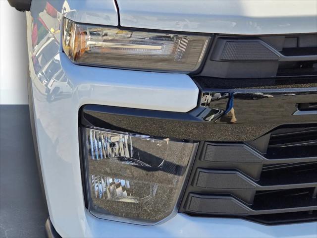 2026 Chevrolet Silverado 2500HD Crew Cab, Standard Bed, WT, 4WD