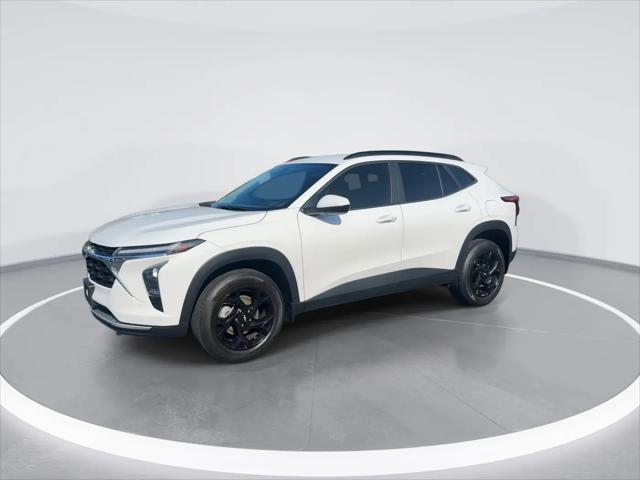 2025 Chevrolet Trax FWD LT