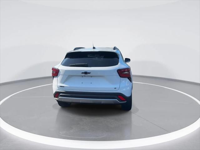 2025 Chevrolet Trax FWD LT