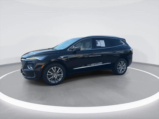 2023 Buick Enclave Essence AWD