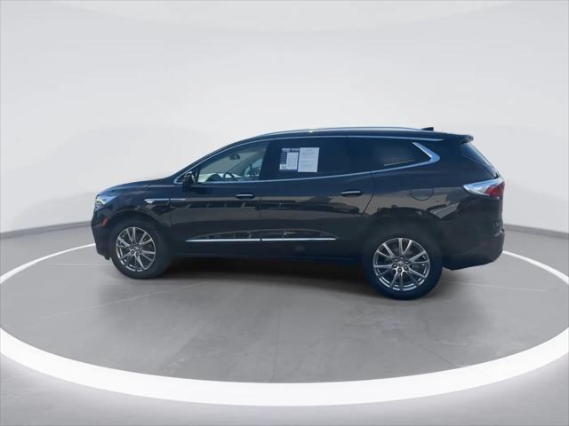 2023 Buick Enclave Essence AWD