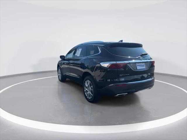 2023 Buick Enclave Essence AWD