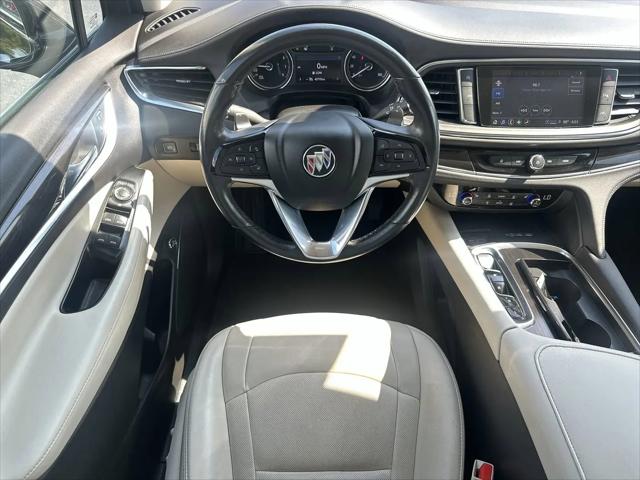 2023 Buick Enclave Essence AWD