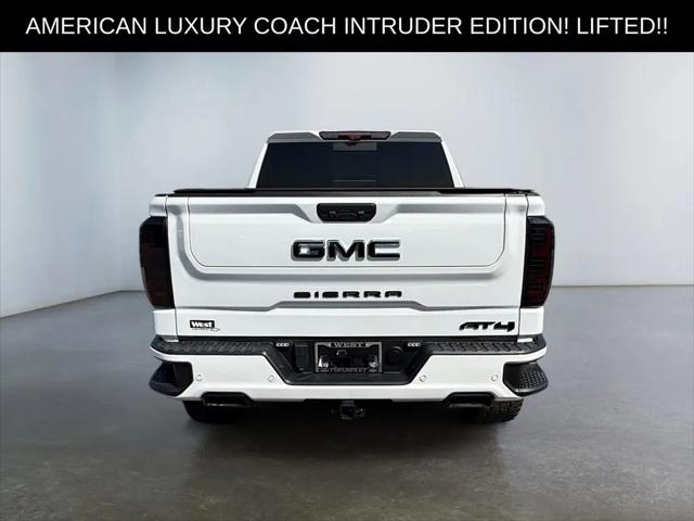 2023 GMC Sierra 1500 4WD Crew Cab Short Box AT4