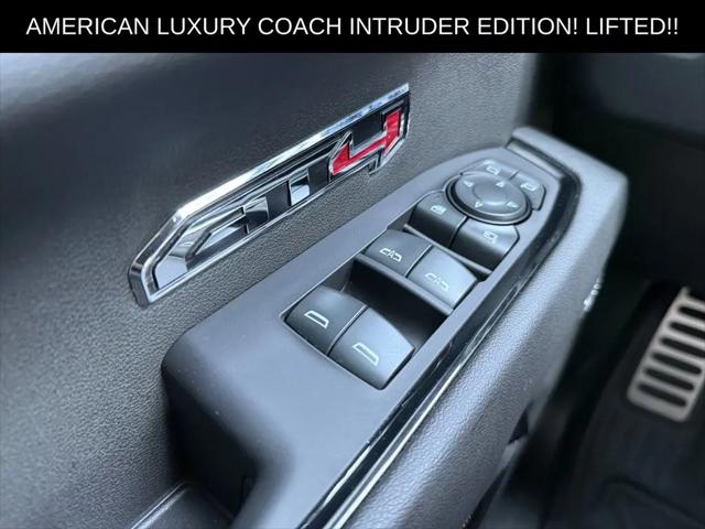 2023 GMC Sierra 1500 4WD Crew Cab Short Box AT4