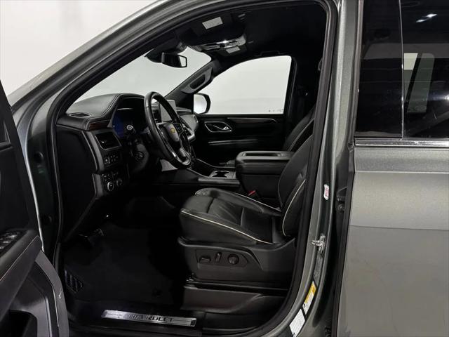 2023 Chevrolet Suburban 4WD Premier