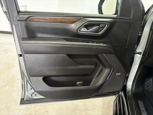 2023 Chevrolet Suburban 4WD Premier