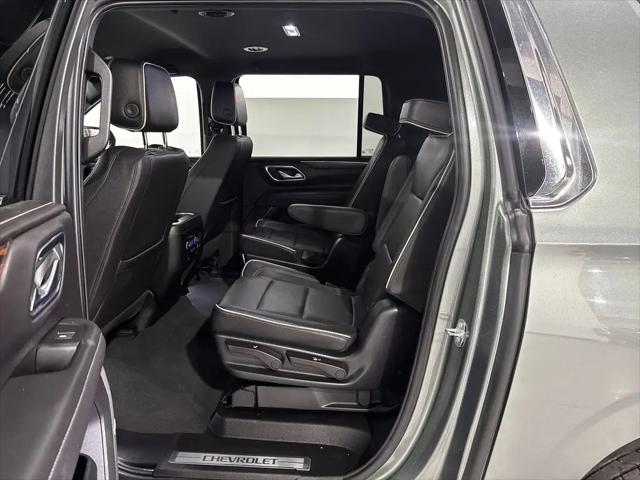 2023 Chevrolet Suburban 4WD Premier