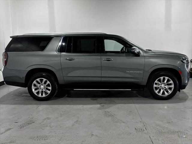 2023 Chevrolet Suburban 4WD Premier