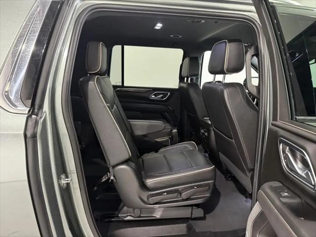 2023 Chevrolet Suburban 4WD Premier