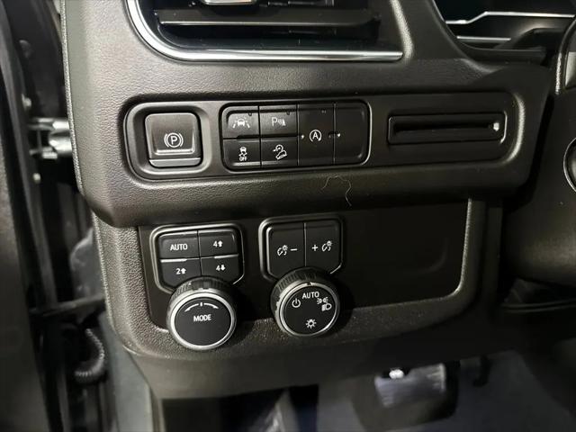 2023 Chevrolet Suburban 4WD Premier