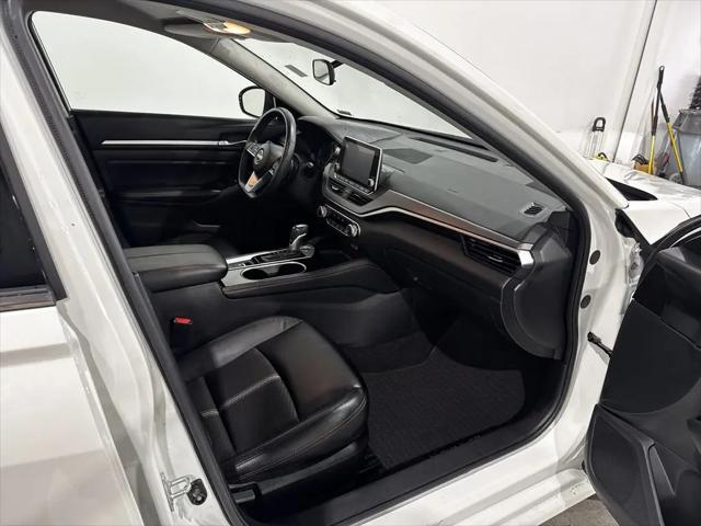 2025 Nissan Altima SR AWD