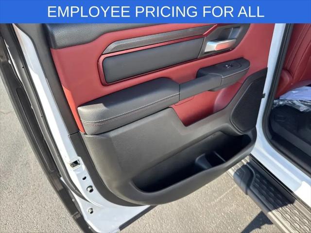2026 Ram 1500 Rebel Crew Cab 4x4 5'7" Box