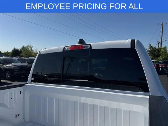 2026 Ram 1500 Rebel Crew Cab 4x4 5'7" Box