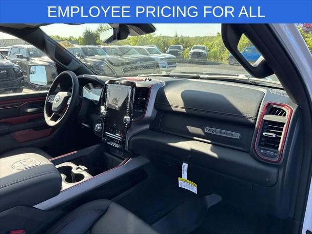2026 Ram 1500 Rebel Crew Cab 4x4 5'7" Box