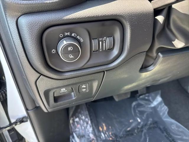 2026 Ram 1500 Laramie Crew Cab 4x4 57 Box