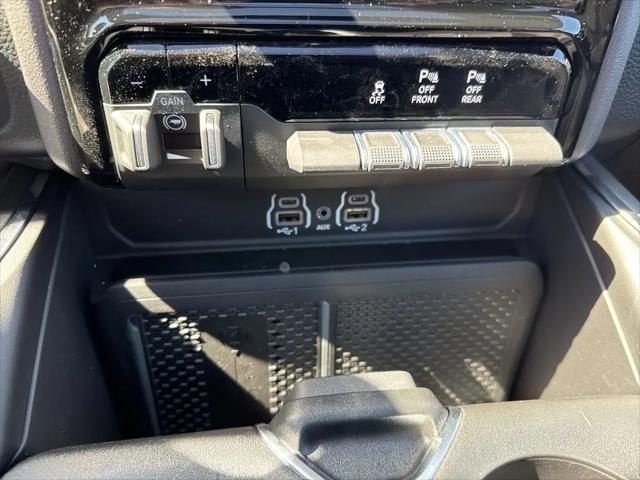 2026 Ram 1500 Laramie Crew Cab 4x4 57 Box