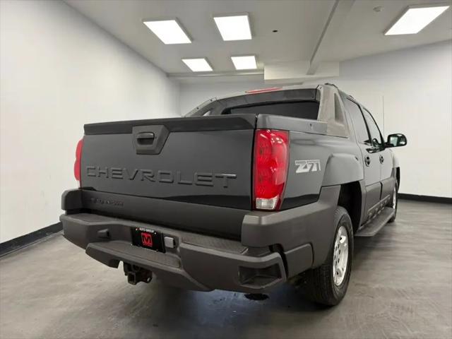 2003 Chevrolet Avalanche Base