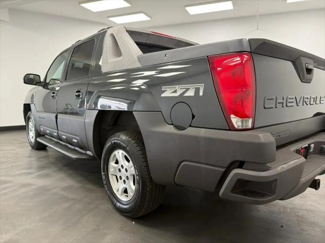 2003 Chevrolet Avalanche Base