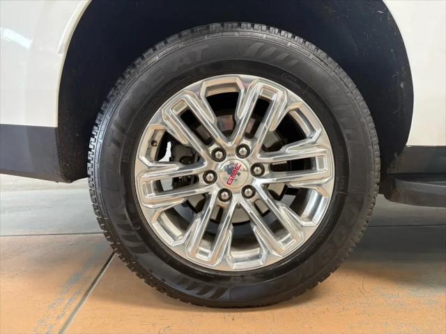 2024 GMC Yukon XL 4WD SLT
