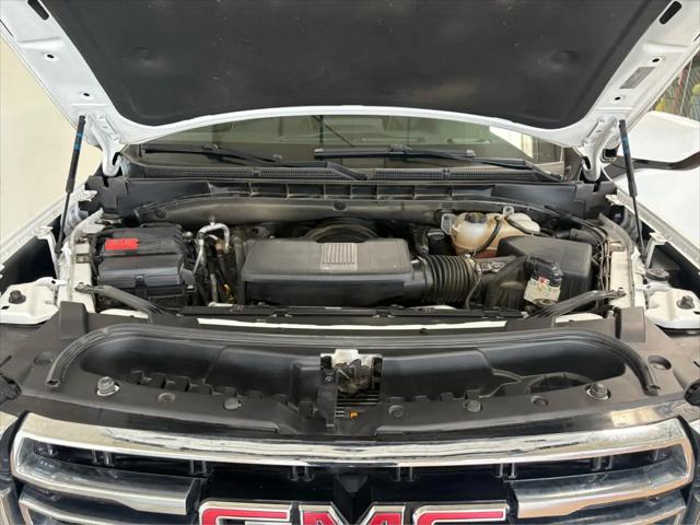 2024 GMC Yukon XL 4WD SLT