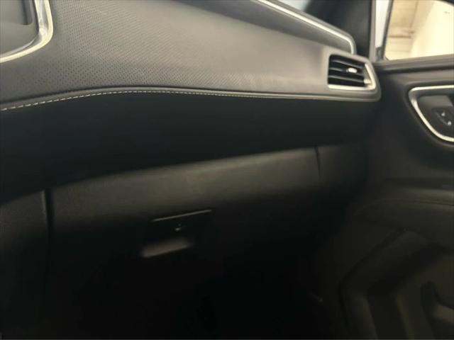 2024 GMC Yukon XL 4WD SLT