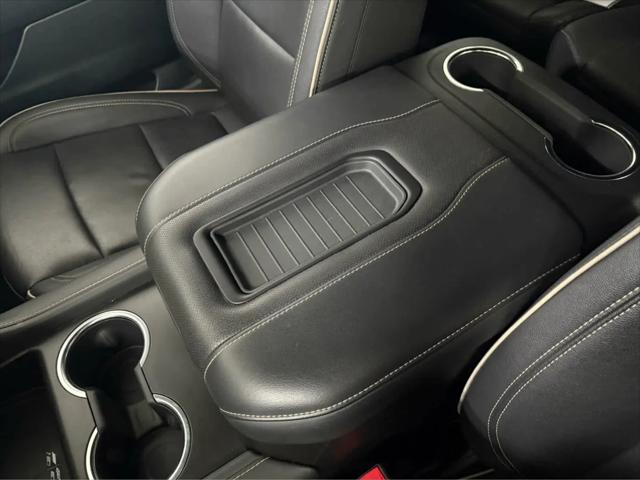 2024 GMC Yukon XL 4WD SLT