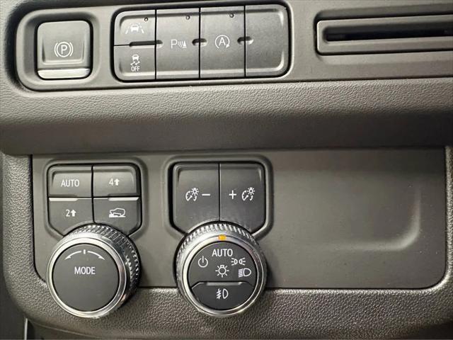 2024 GMC Yukon XL 4WD SLT