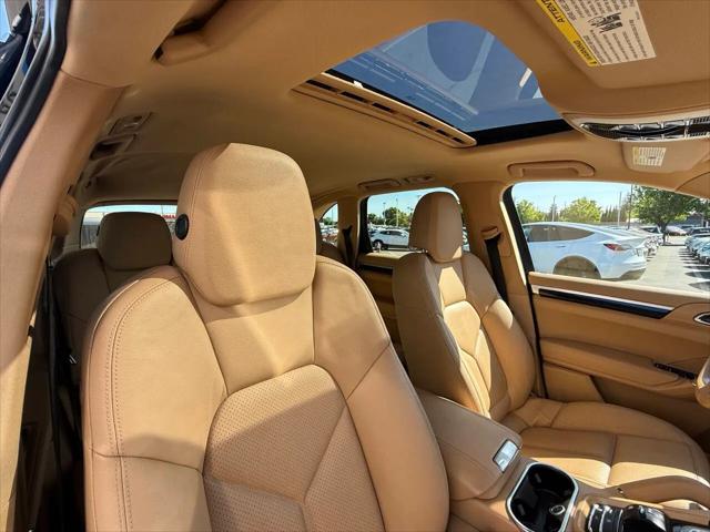 2012 Porsche Cayenne Cayenne