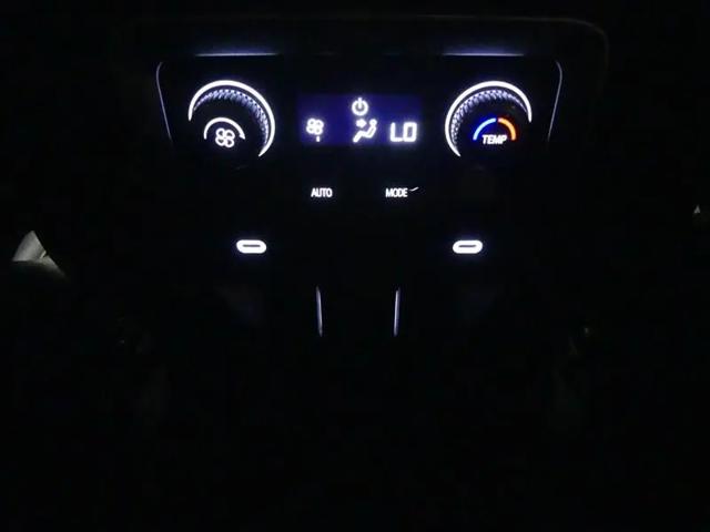 2021 GMC Yukon XL 4WD SLT