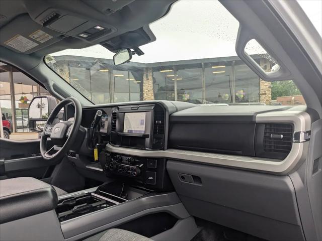 2025 Ford F-350 XLT