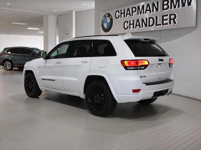 2022 Jeep Grand Cherokee Laredo X 4x4