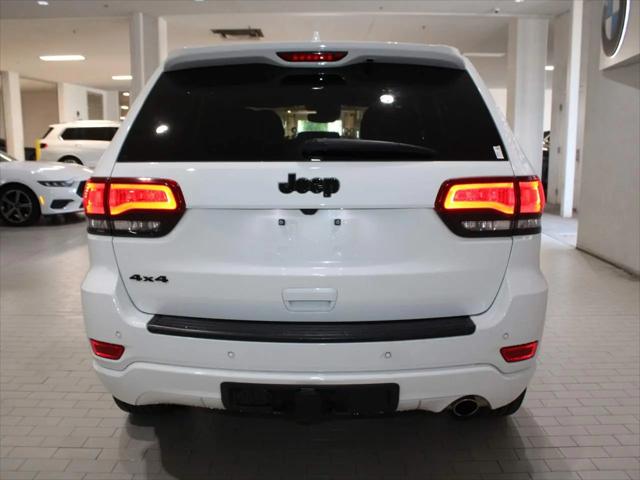 2022 Jeep Grand Cherokee Laredo X 4x4